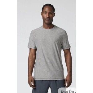 Vuori Mens M Strato Tech Tee Performance Short Sleeve Crewneck Gray V126
